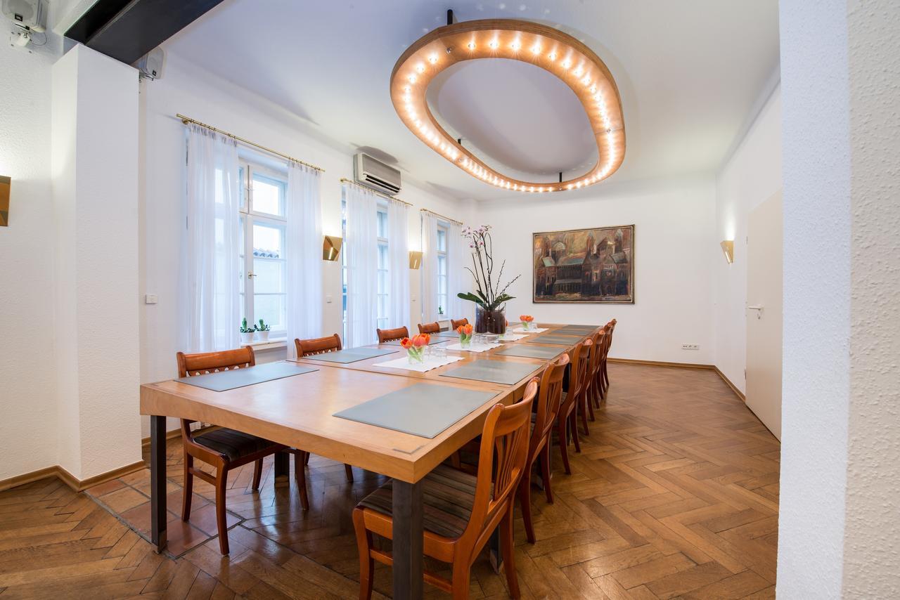 Hotel Goldener Engel Spira Zewnętrze zdjęcie